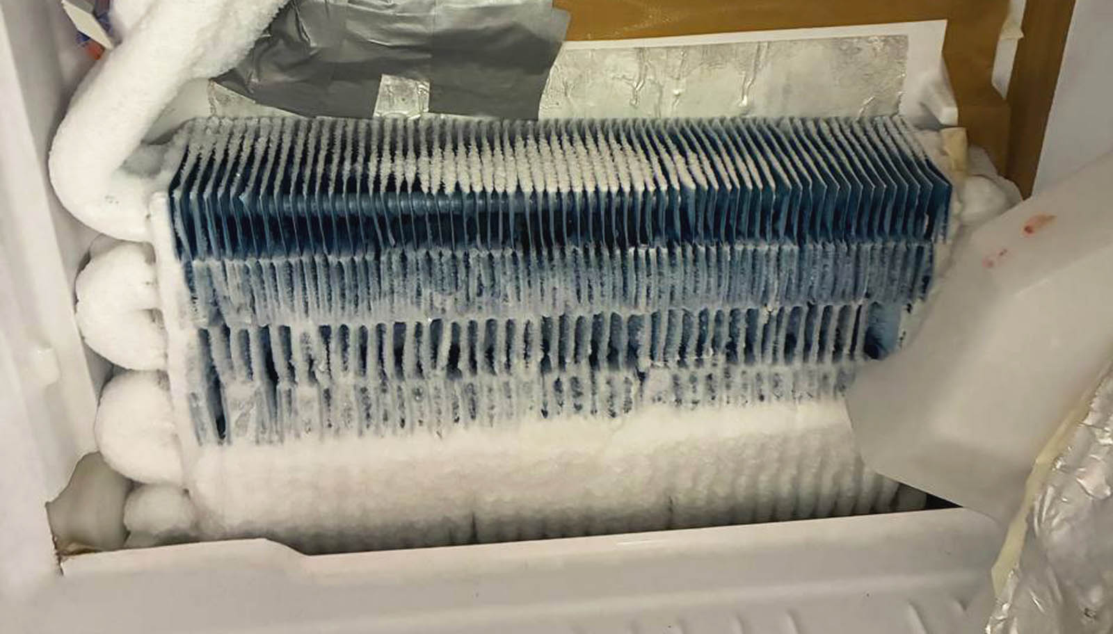 Обледеневший испаритель системы No Frost
